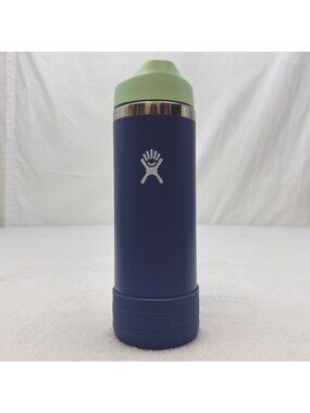 Hydro Flask Kids 18oz Insulated Wide Mouth Water Bottle w/Straw Bottle Boot Gray